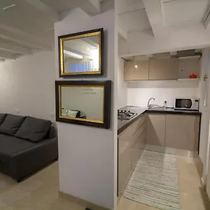https://veneziacentopercento-ponte-novo-apartment.hotelslidodijesolo.com